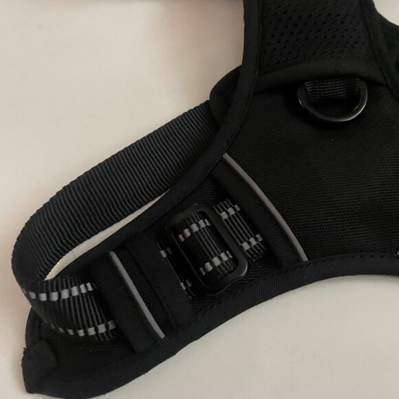 Rabbitgoo No-Pull Adjustable Dog Harness - Picture 9 of 11